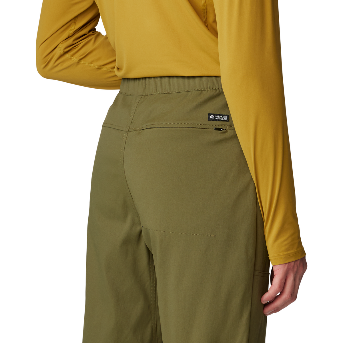 Mountain Hardwear M Hardwear AP™ Active Crossover Pant in GRÜN