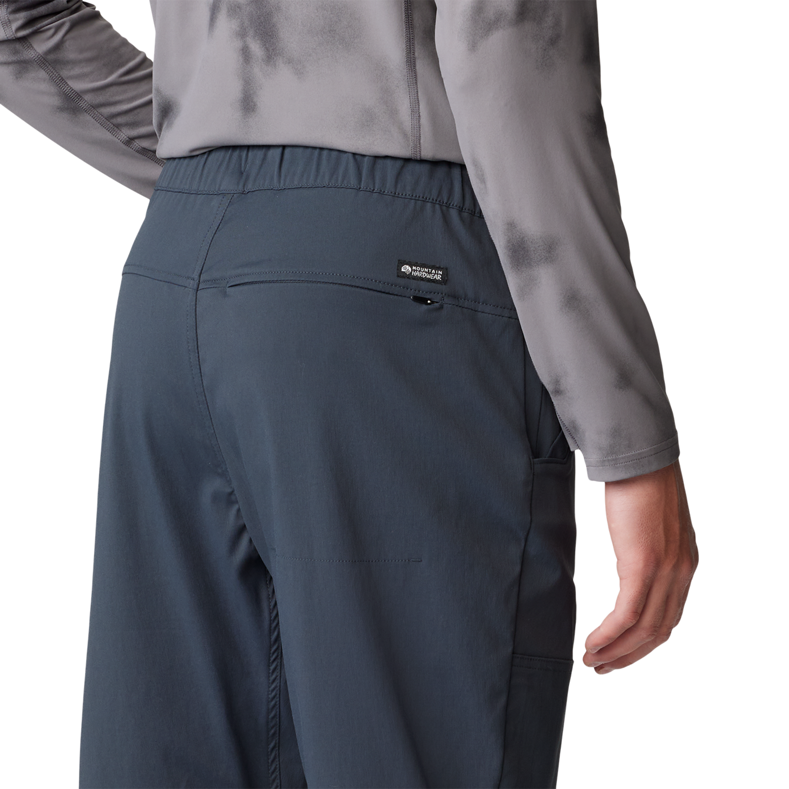 Mountain Hardwear M Hardwear AP™ Active Crossover Pant in SCHWARZ