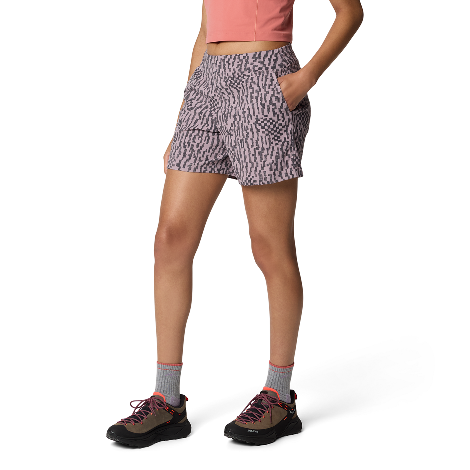 Mountain Hardwear W Dynama™ Short in VIOLETT