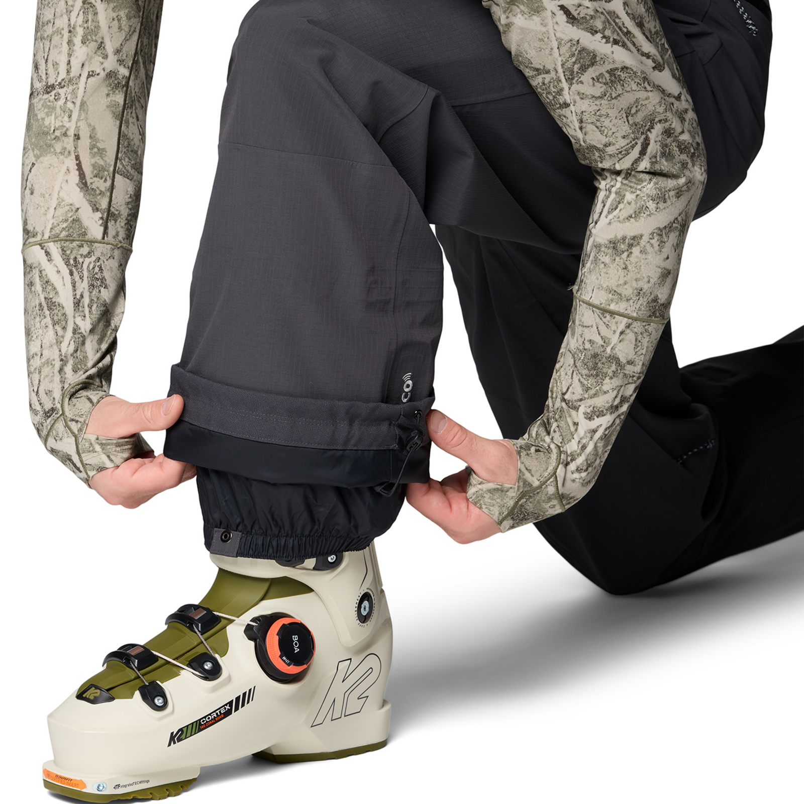 Mountain Hardwear M Warp Factor™ 3L Pant in SCHWARZ